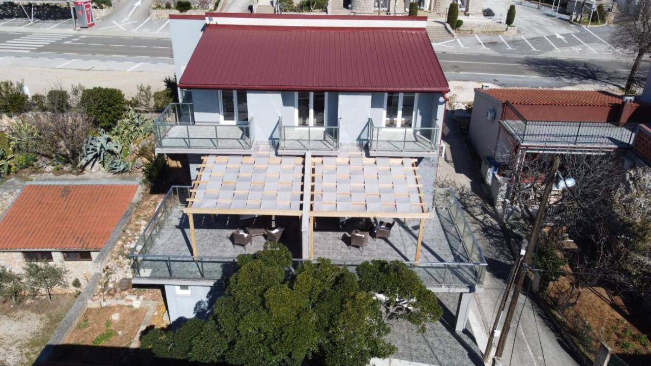 Hotel Vila Velvet à Starigrad Paklenica Extérieur photo