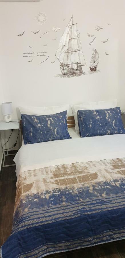 Hotel Vila Velvet à Starigrad Paklenica Extérieur photo